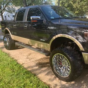 Meet your Posher, Clay